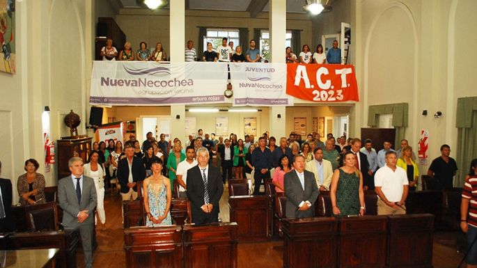 Sesión inaugural del HCD: El acto de campaña del intendente al que ni siquiera fue la militancia