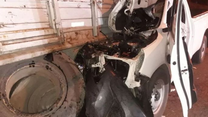 Choque fatal entre un camión y una camioneta en la Ruta 226