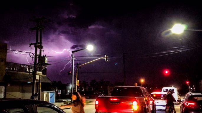 Al alerta por tormentas y lluvias fuertes se sumó otra por ráfagas intensas