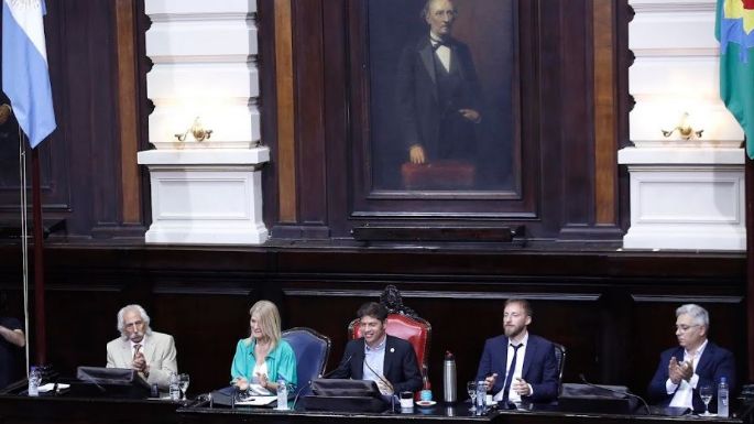 Kicillof dio un discurso de candidato en la Legislatura