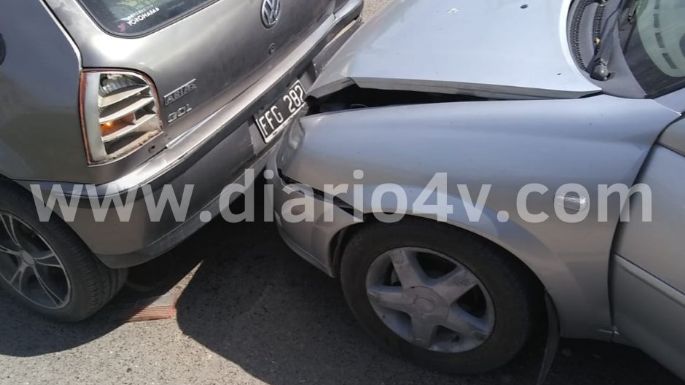 Choque en cadena en el acceso al puente Dardo Rocha: Debieron esperar 50 minutos para recibir asistencia