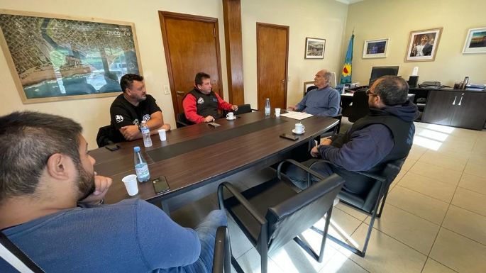 Puerto Quequén: Alvaro recibió al Sindicato de los Fleteros previo al paro del lunes 24-4