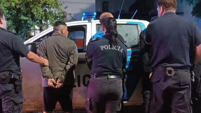 Video: Fue a ver un partido con su hijo y lo apuñalaron por tener una camiseta de Olimpo