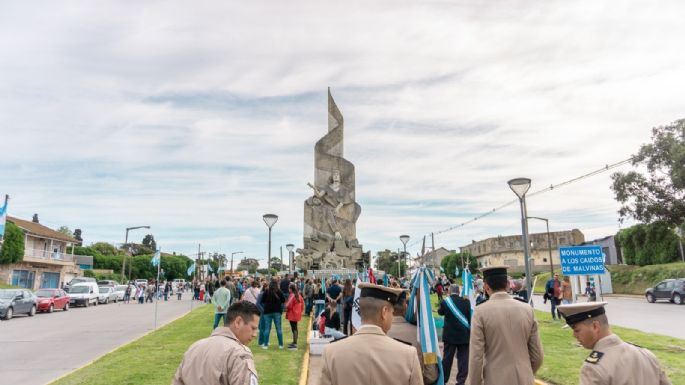 Malvinas, 41 años: Emotivo homenaje y reconocimiento a excombatientes