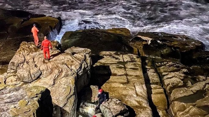 Escapaba de la policía y en la huída cayó al mar en Mar del Plata