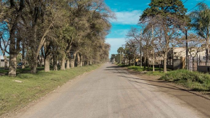 La zona de promesas de Arturo Rojas: Ni una sola cuadra de asfalto nuevo en casi 4 años y la 58 sigue en veremos...