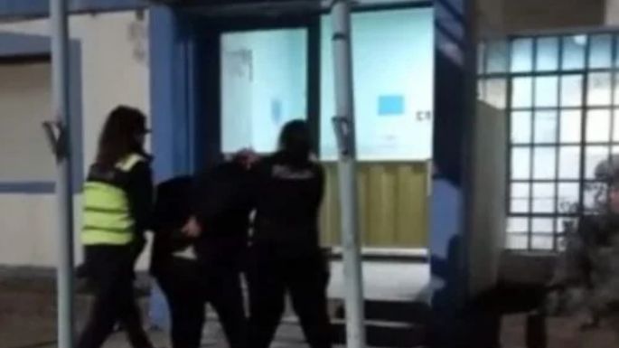 Buratovich: Una mujer apuñaló a su hijo en una pelea familiar