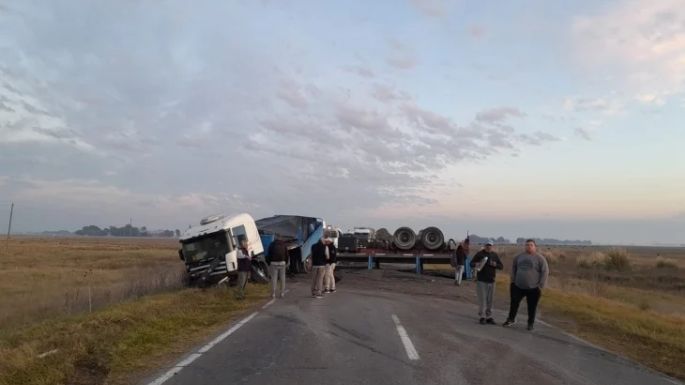 Accidente fatal en ruta 226: Una mujer murió al chocar contra un camión en uno de los accesos a Olavarría