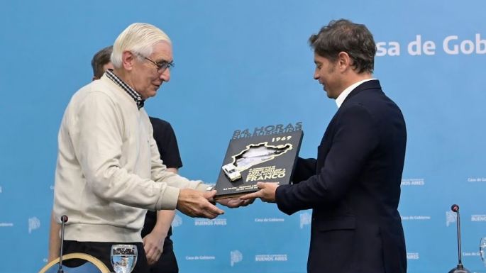 Kicillof suscribió un convenio para reacondicionar el autódromo Juan Manuel Fangio de Balcarce