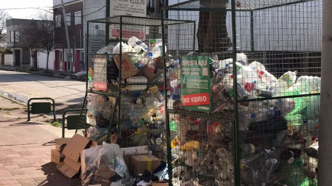 Falta mantenimiento: La basura en el parque y en la playa recibió a los turistas el fin de semana largo