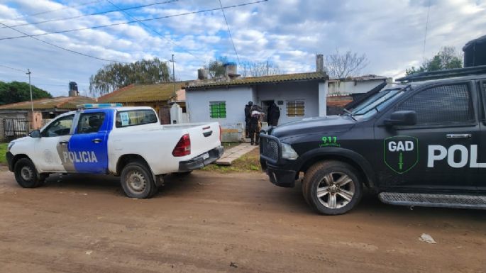 Detuvieron a 4 jóvenes por el robo en Puente Blanco: Secuestraron motos y más de 15 kilos de marihuana