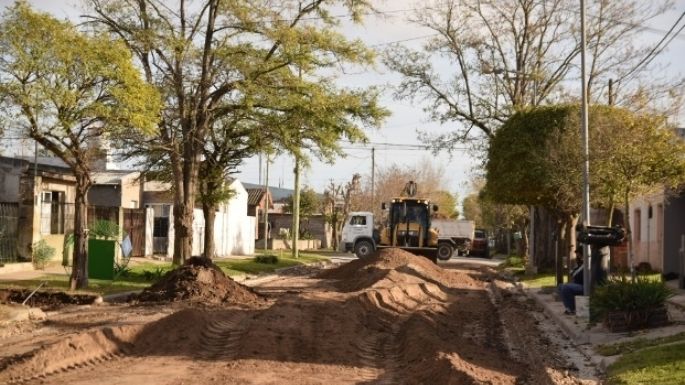 Lobería y San Cayetano asfaltaron en suma más de 200 cuadras en los últimos 8 años