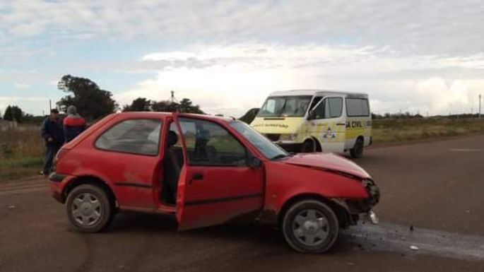 Tres personas resultaron heridas tras un choque en Quequén