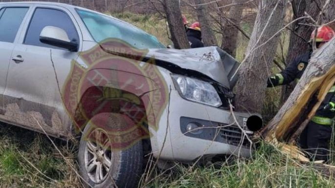 Ruta 73: Destruyó su camioneta al despistarse