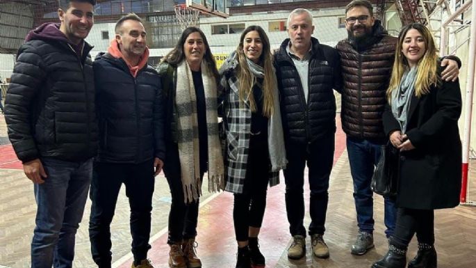 Martín Mígueles y la candidata a diputada Aldana Echevarría visitaron el Club Huracán