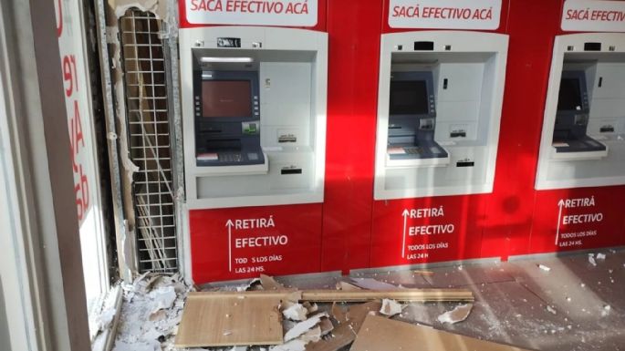 Mar del Plata: Destrozó un cajero automático porque no pudo sacar plata