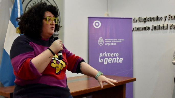 Encuentro de Prevención de Violencia: Mauro Velázquez mantuvo un encuentro con la Ministra de Mujeres Ayelén Mazzina