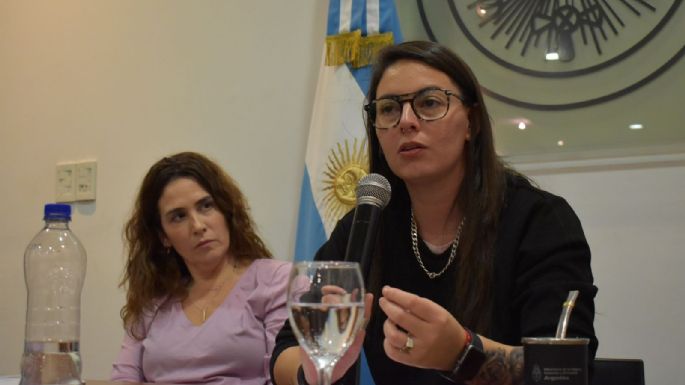 Encuentro de Prevención de Violencia: Mauro Velázquez mantuvo un encuentro con la Ministra de Mujeres Ayelén Mazzina