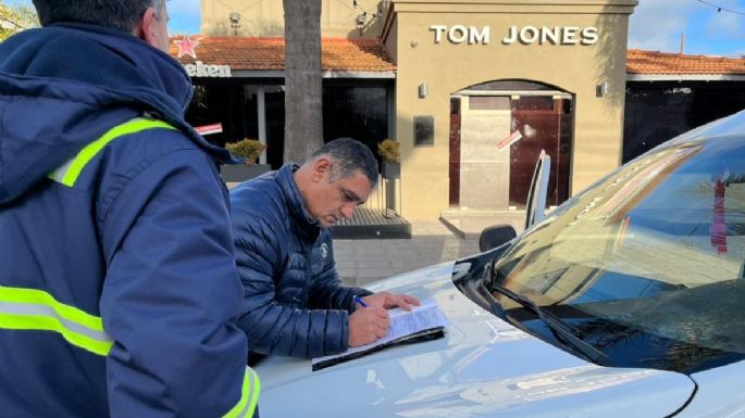 La política detrás de la pelea en Tom Jones