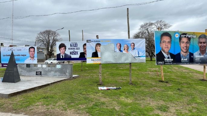 Se recalienta la campaña: Destruyeron más carteles de candidatos a intendente