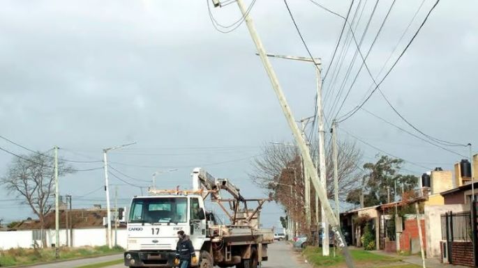 Temporal en Necochea: Ráfagas de 70 km/h y algunos destrozos