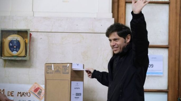 Kicillof votó y pidió que los argentinos elijan “pensando en lo que se viene”