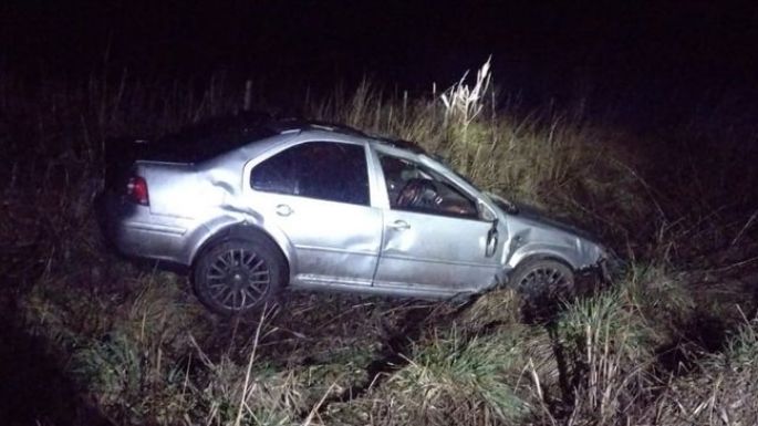 Ruta 226: Fuerte vuelco de un auto con tres ocupantes