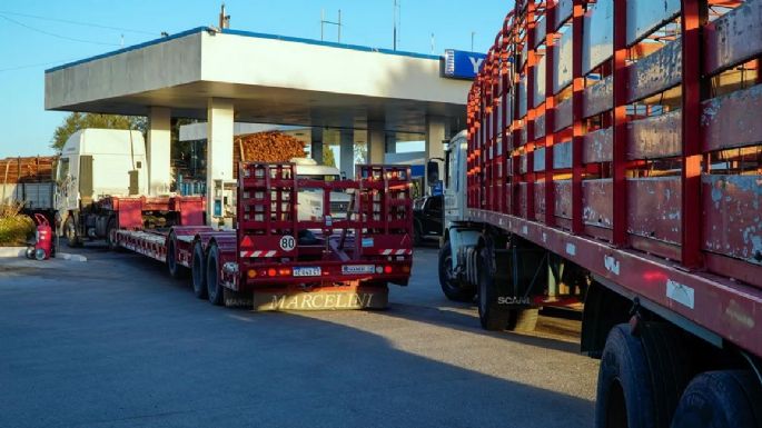 Transportistas autoconvocados iniciaron un paro y estacioneros anunciaron otro