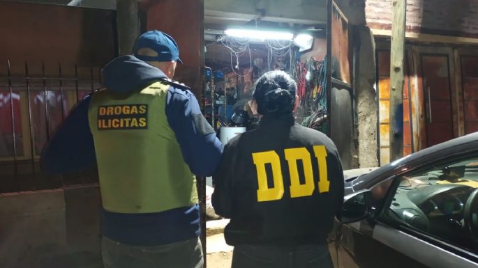 Vendía drogas en un taller mecánico de Quequén y fue aprehendido