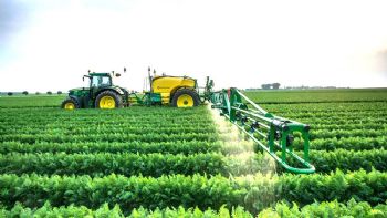 Nuevo fallo histórico: ABSA deberá entregar bidones de agua a la población por la contaminación con agroquímicos