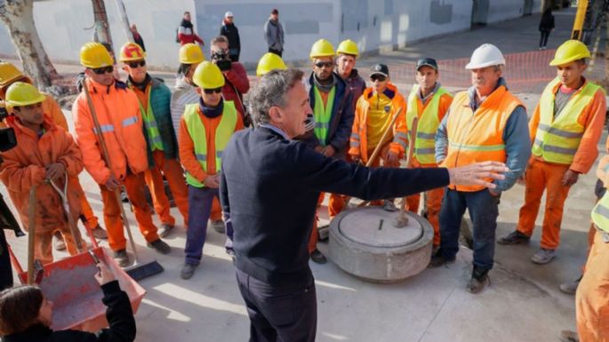 El Gobierno también protesta y convocó a un paro activo en la obra pública