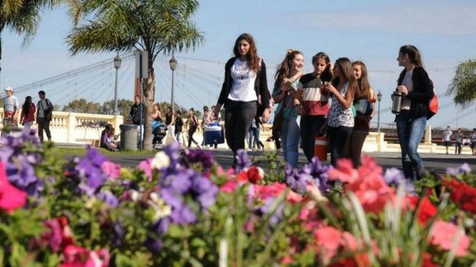 Establecieron un asueto en el día de la primavera solo para los colegios de nivel secundario