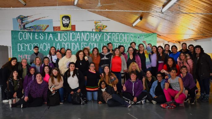 Segundo encuentro transfeminista de mujeres y disidencias en red en la Escuela Orillas del Quequén