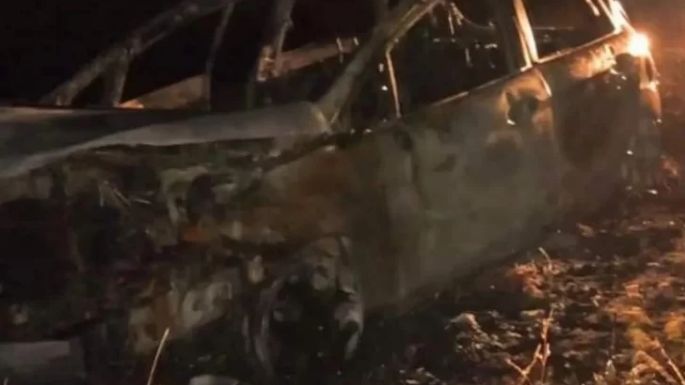 Un auto se prendió fuego mientras viajaba por la Ruta 227