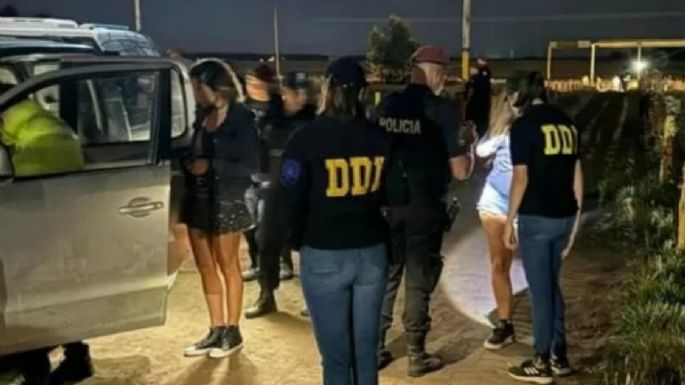 Secuestraron drogas y cartuchos de escopeta de una fiesta electrónica en la avenida 98