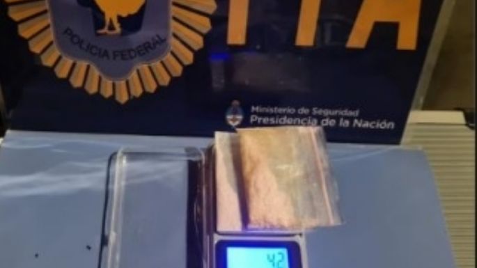 Operativo anti drogas: 40 aprehendidos afuera de una fiesta electrónica en Mar del Plata