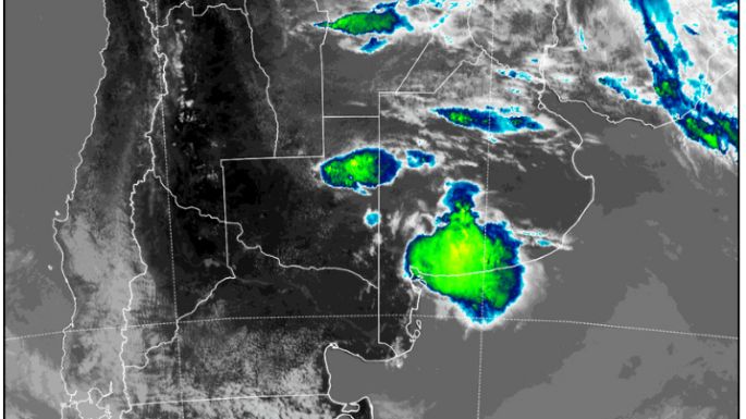 El SMN emitió un aviso a muy corto plazo por tormentas fuertes con lluvias intensas