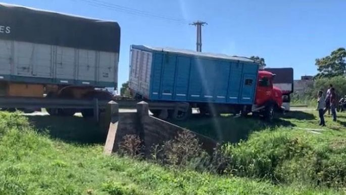 Accidente con camiones en la ruta 228