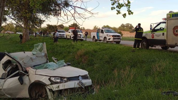 Tragedia en Quequén: Un vecino perdió la vida tras impactar su camioneta contra un árbol