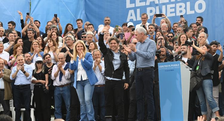 Kicillof en el Día de la Lealtad: “Unidad, unidad y unidad”, en un mensaje claro hacia Cristina Fernández