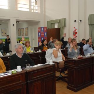 "Nos vamos a quedar sin servicio porque los colectivos no dan más": Necochea tendrá el boleto de colectivos más caro del país