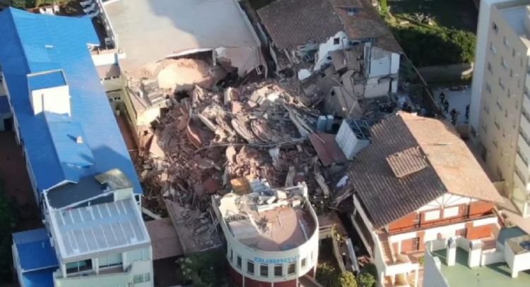 Tragedia en Villa Gesell: Buscan a una joven de Juan N. Fernández entre los escombros del hotel derrumbado