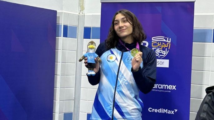 Guadalupe Angiolini, medalla de Plata en los 100 Mariposa y doble podio en la Gimnasiada Mundial U18