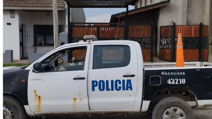 Quequén: Lo denunciaron por violencia de género y le encontraron un arsenal