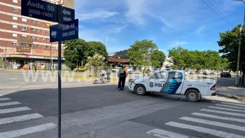 Esquina peligrosa: Motociclista gravemente herido tras un choque en 59 y 44