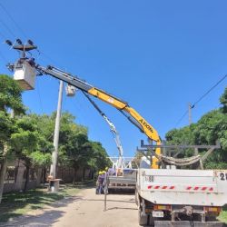 La UPC moderniza líneas de media tensión en la zona Parque