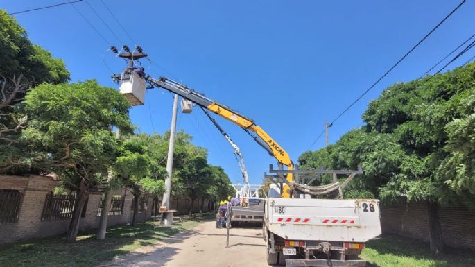 La UPC moderniza líneas de media tensión en la zona Parque