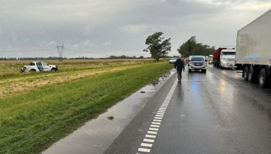 Un policía y dos prefectos murieron aplastados por un camión en Ruta 9