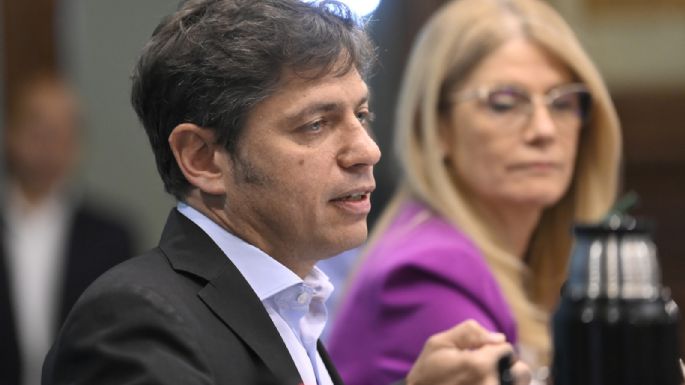 Kicillof se planta ante la posible privatización de Aerolíneas Argentinas: "La provincia está lista para tomar el control"