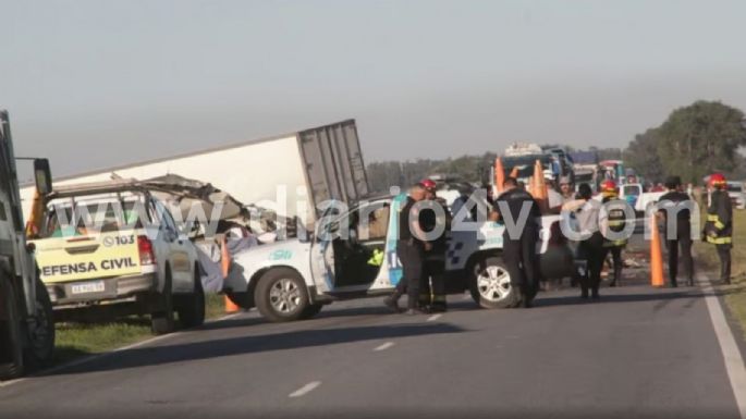 Tragedia en la Ruta 88: Tres personas murieron en un choque frontal entre un auto y un camión